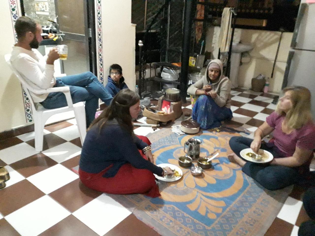 Black Pepper Home Stay Udajpur Zewnętrze zdjęcie